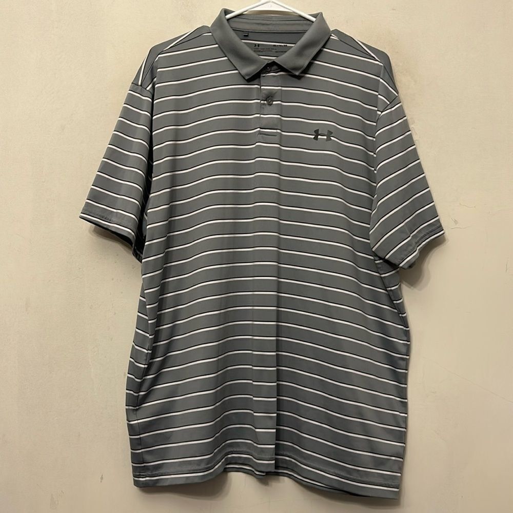 Under Armour gray white striped loose fit polo shirt Size XL EUC